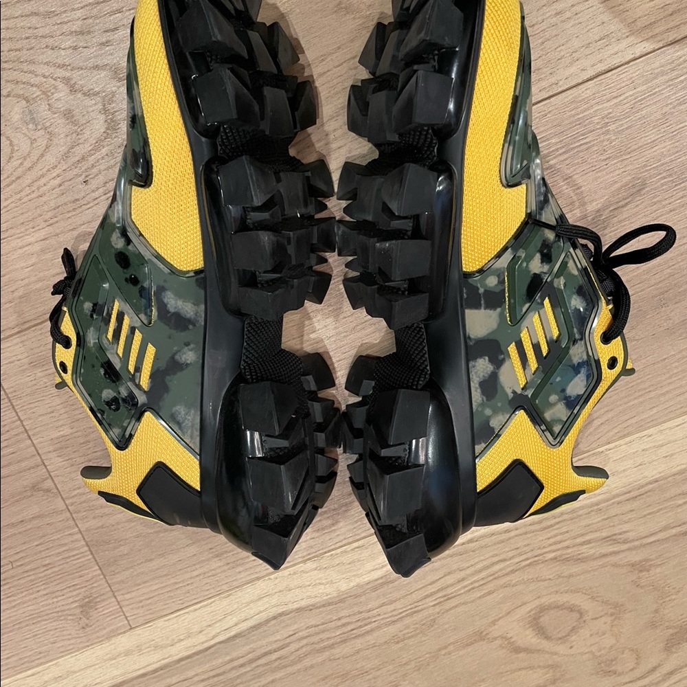 Yellow and camo Prada sneakers - Picture 2 of 5